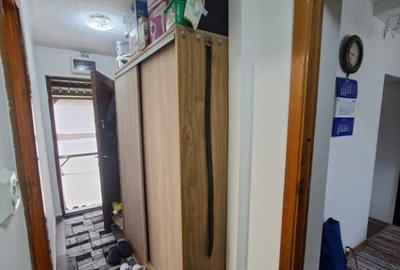 Casă cu 2 camere cu Teren 2000 Mp în Trivale