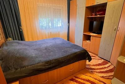 Apartament cu 3 camere decomandat în Broșteni - 3