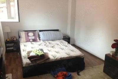 Casă cu 6 camere cu Teren 185 Mp în Domenii