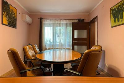 Casă individuală cu 5 camere cu Canalizare în Parcul Carol - 2