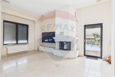 Apartament cu 5 camere decomandat în Ștefan cel Mare - 4