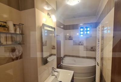 Apartament 4 camere, 85 mp, zona 7 Noiembrie - 11