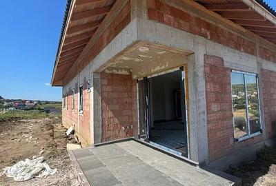 Casa individuala, 170 mp, pe un singur nivel, 300 mp curte, zona Profi Chinteni - 2