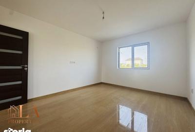 Casă cu 3 camere cu Canalizare în Clinceni - 3