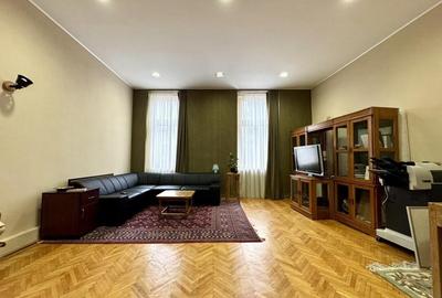 Apartament cu 3 camere semidecomandat, mobilat în Central - 2