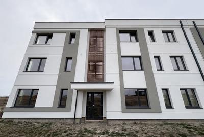 Apartament 3 Camere, Zona Metro 2 - 1