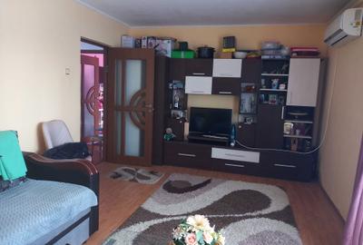 Apartament cu 3 camere decomandat în Central - 8