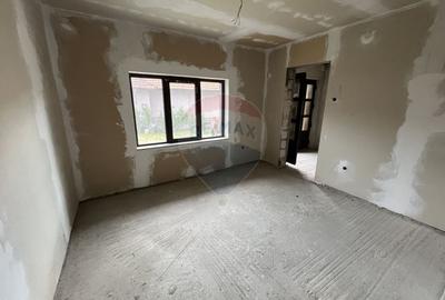 Casa de vanzare in Campulung la pret de apartament. - 16