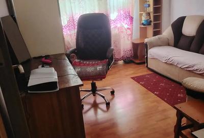 Apartament cu 3 camere decomandat în Titan - 3