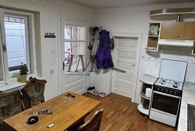 Casă cu 4 camere în Central - 9