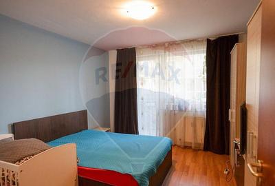 Apartament cu 2 camere decomandat în Nufărul - 11