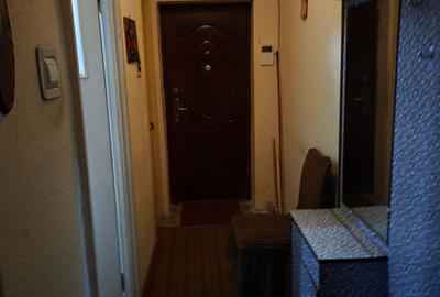 Apartament cu 3 camere decomandat în Giulești - 1