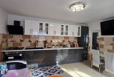 Casă cu 4 camere în Central - 5