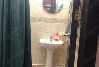 Garsonieră decomandată în Central - 8