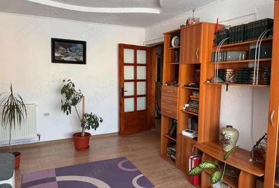 Apartament cu 3 camere decomandat în Central - 10