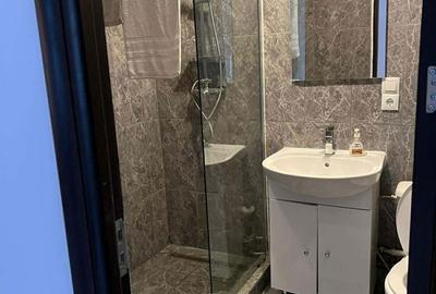 Apartament cu 3 camere semidecomandat în Central - 4
