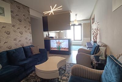 Apartament cu 3 camere semidecomandat în Decebal
