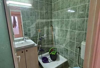 Apartament cu 3 camere decomandat în Între Lacuri
