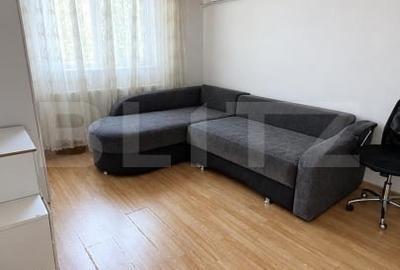 Apartament cu 2 camere semidecomandat, mobilat în Trivale