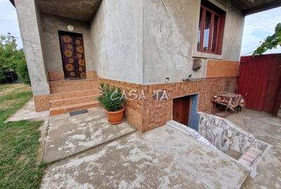 Casă individuală cu 5 camere cu Canalizare în Primăverii - 12