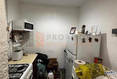 Garsonieră decomandată în Micro 14 - 3