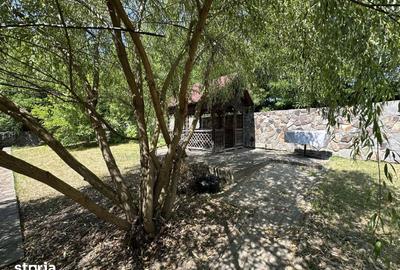 Casă cu 8 camere cu Teren 1110 Mp în Central - 20