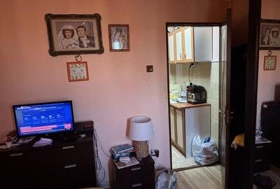 Apartament cu 2 camere decomandat în Micro 15
