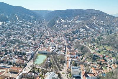 Spațiu comercial, de 1,400 mp, în Centrul Istoric - 14
