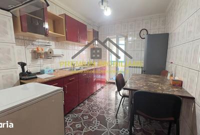 Apartament cu 3 camere decomandat în Central - 4