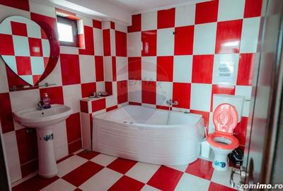 Casă cu 15 camere cu Teren 1031 Mp în Câmpulung Muscel - 17