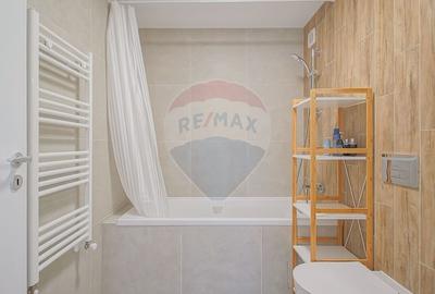 Apartament cu 2 camere semidecomandat, mobilat în Tractorul - 16