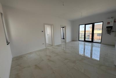 Apartament cu 3 camere semidecomandat în Moșnița Nouă