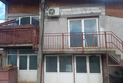 Casă cu 6 camere în Bascov - 1