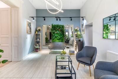 Ultracentral! Apartament renovat complet, in cladire istorica
