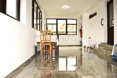 Casă cu 3 camere cu Teren 800 Mp în Central - 2