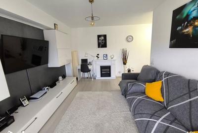 Apartament cu 3 camere decomandat în Central - 3