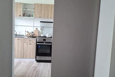 Apartament cu 3 camere semidecomandat în Central - 7