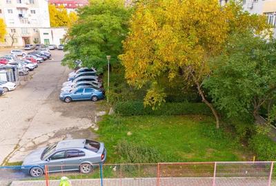 Teren de 429 mp, în Canta - 4