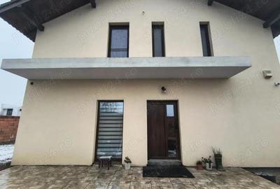 Casă cu 5 camere cu Teren 511 Mp în Central - 2