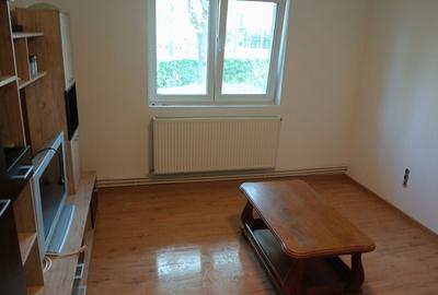 Apartament cu 2 camere semidecomandat în Colonia Bod - 1