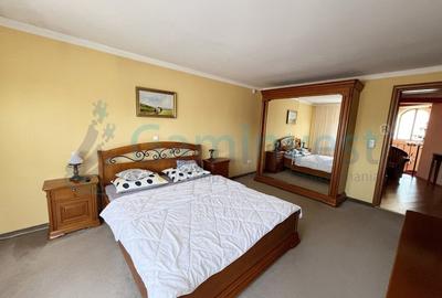 Casă individuală cu 8 camere cu Canalizare în Episcopia Bihorului - 31