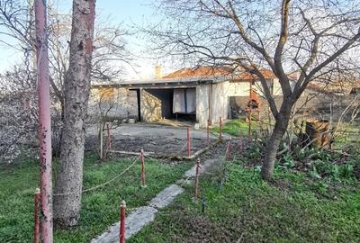 Casă cu 5 camere cu Teren 1000 Mp în Central - 4