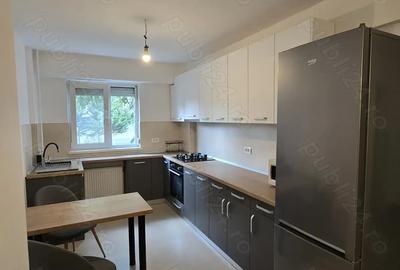 Apartament cu 3 camere decomandat în Iosia