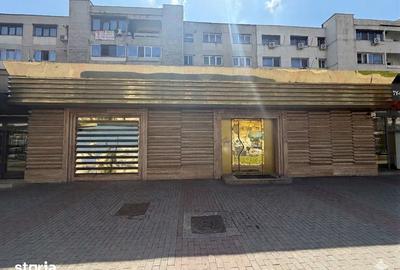 Spațiu comercial, de 600 mp, în Central