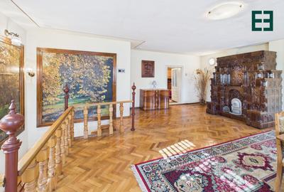 Casă individuală cu 10 camere cu Teren 1437 Mp în Nord - 1