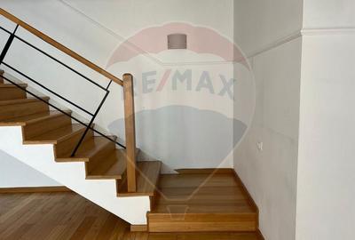 Apartament cu 3 camere semidecomandat, mobilat în Nordului - 7