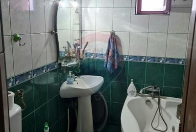 Apartament cu 4 camere  in zona Ultracentrala( Primaria Focsani) - 7