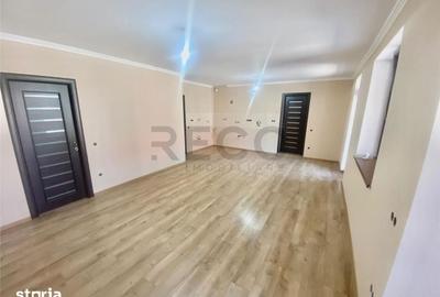 Casă cu 5 camere cu Teren 521 Mp în Borș