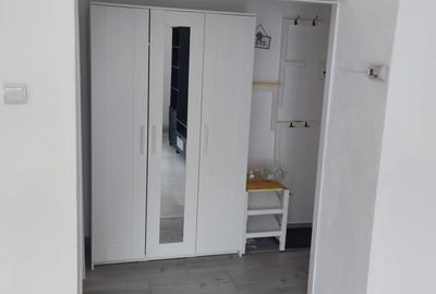 Proprietar inchiriez  garsoniera decomandata intrare Racadau - 12