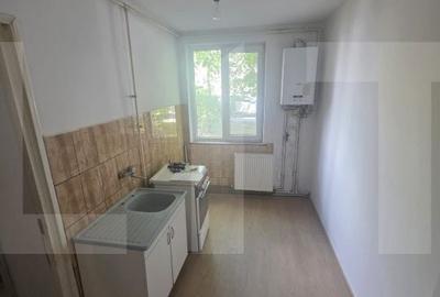 Apartament cu 3 camere decomandat în Sud - 3